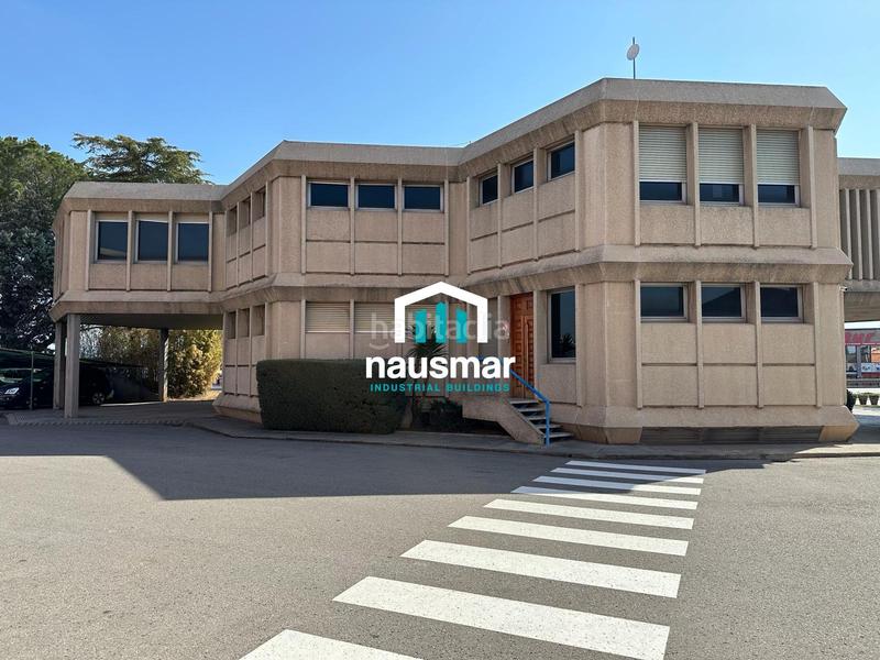 Foto c11d9880-9712-4a04-8a53-28471f0a65e1. Nau industrial a Sant Fruitós de Bages