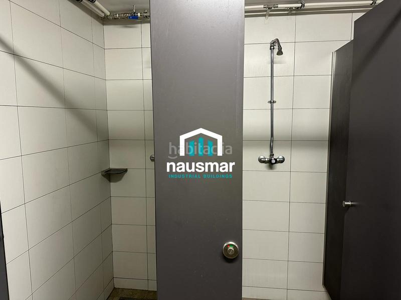 Foto f0e0ffca-f28b-4cd0-976b-e6be69124bfd. Nau industrial a Sant Fruitós de Bages