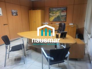 Rent Industrial building in La Clota - Zona Industrial. Excelentes oficinas en 1a pl. nave industrial en cerdanyola del