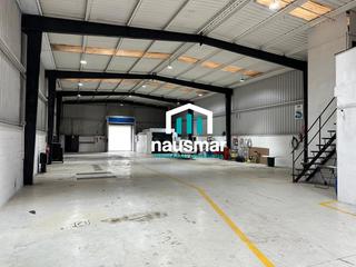Nau industrial a Riells i Viabrea. Excelente nave con imagen corporativa en riells i viabrea