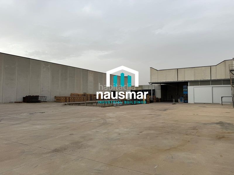 Foto 1ad3f754-5a5e-47db-9159-77ae162e47a5. Nau industrial a Vilamalla