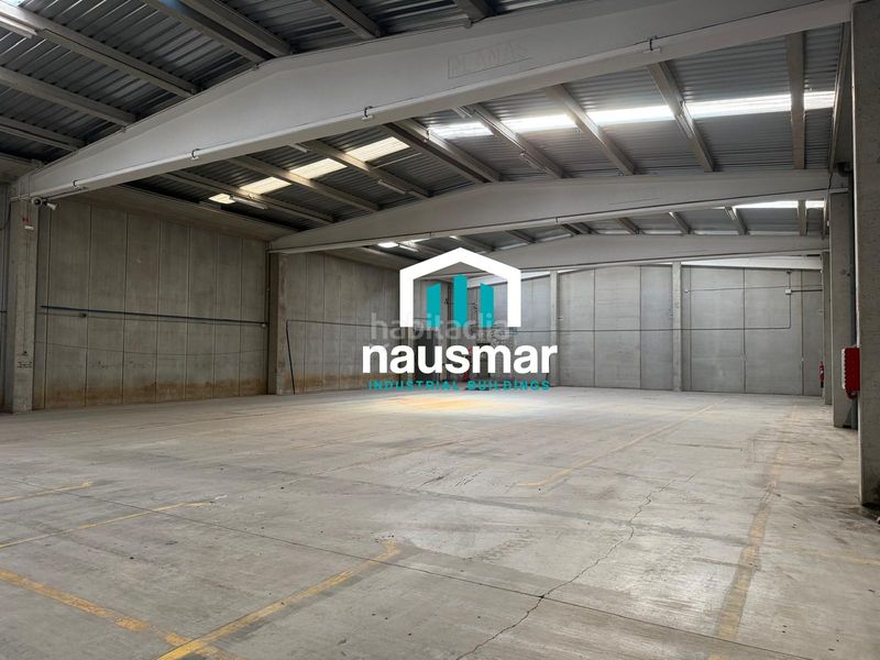 Foto 5b3e80ca-6619-4bd9-a1cb-94d7edc250cd. Nau industrial a Vilamalla