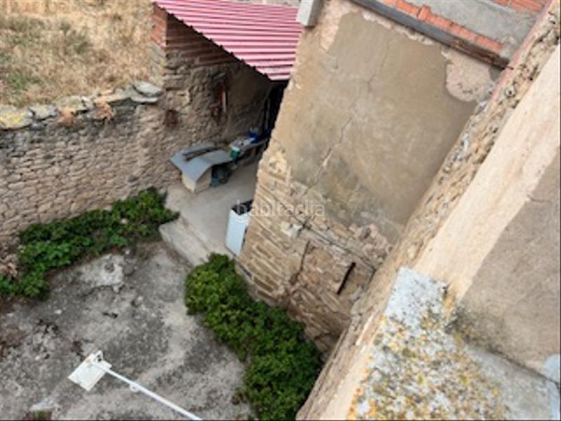 Foto 1e81db97-3c07-4aa7-a25f-4d3f33793ff0. Casa amb aparcament a Larraga