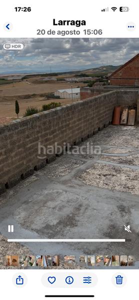 Foto c703c117-8b89-4866-b39d-83515cae97cb. Casa amb aparcament a Larraga