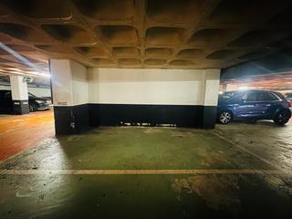 Aparcament cotxe a Gros. Calle bermingham parking txofregrosdonostia