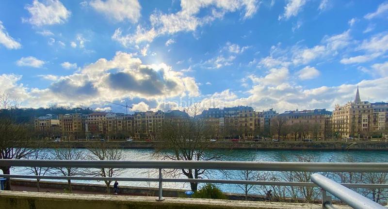 Foto 17bb3815-d1d8-48ed-92c0-e339d84a2443. Rent flat with heating parking in Egia Donostia - San Sebastián