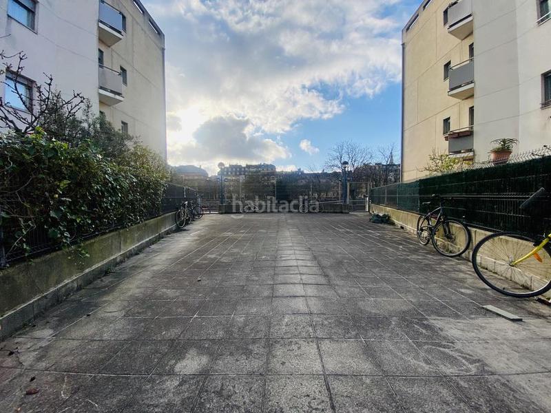 Foto 8ac30799-1870-4ce7-817c-2cfa4cd10be8. Rent flat with heating parking in Egia Donostia - San Sebastián