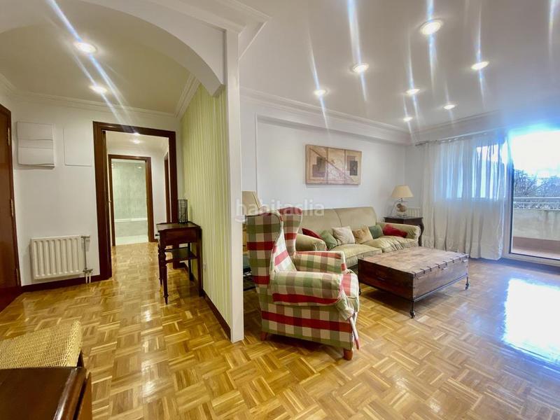Foto b763d232-125f-46c9-bc5c-8c8182151a66. Rent flat with heating parking in Egia Donostia - San Sebastián