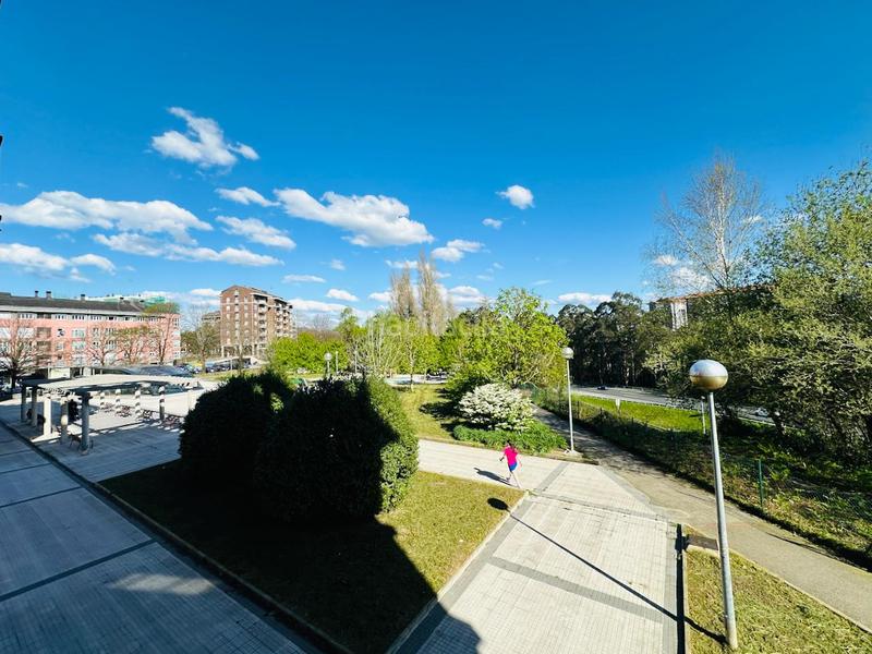 Foto df88db7c-c272-4131-bb4c-e8d1177d39bc. Pis amb calefacció aparcament a Intxaurrondo Donostia - San Sebastián
