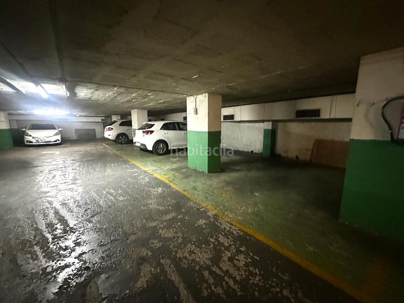 Foto c038ede3-cb2c-480d-a5f7-a0ddfa60a466. Alquiler parking coche segundo izpizua playa Gros donostia en Donostia - San Sebastián