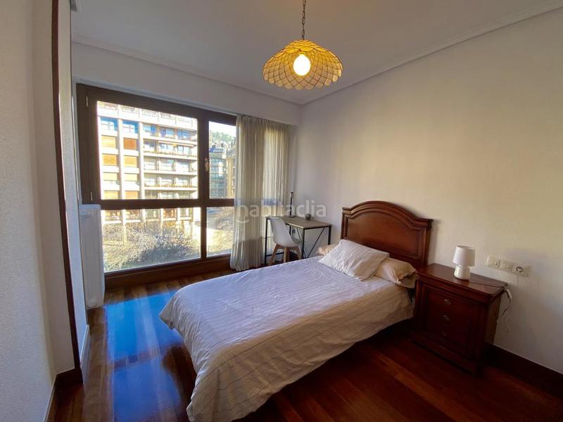 Foto 5d205f32-492d-428c-a436-e127b75e4675. Alquiler piso berminghamplaza txofreGros en Gros Donostia - San Sebastián