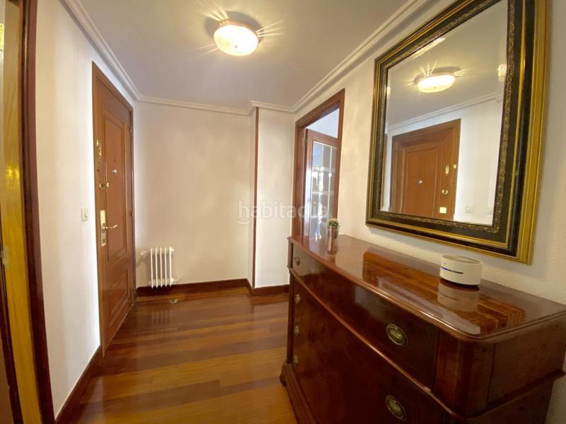 Foto 8085b8a0-bcd6-48a7-a1a3-e245dff63c1c. Alquiler piso berminghamplaza txofreGros en Gros Donostia - San Sebastián