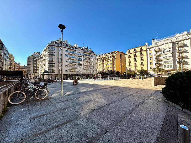 Foto a7747d9a-8043-491d-b3be-fe0abbb6fba9. Lloguer pis amb calefacció a Gros Donostia - San Sebastián