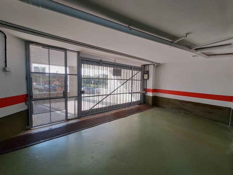 Foto b80557ae-2a1a-40f4-86c5-23414f15b5f3. Location parking voiture dans Gros Donostia - San Sebastián
