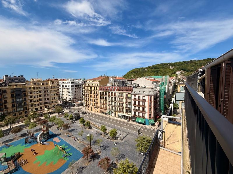 Foto cddd9981-a763-482f-95d8-61f1638b948b. Àtic a Gros Donostia - San Sebastián