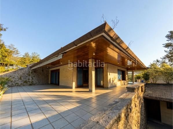 Foto e6e0fb6b-e361-4d11-afe3-99704111d8bc. Xalet amb aparcament piscina a Hondarribia