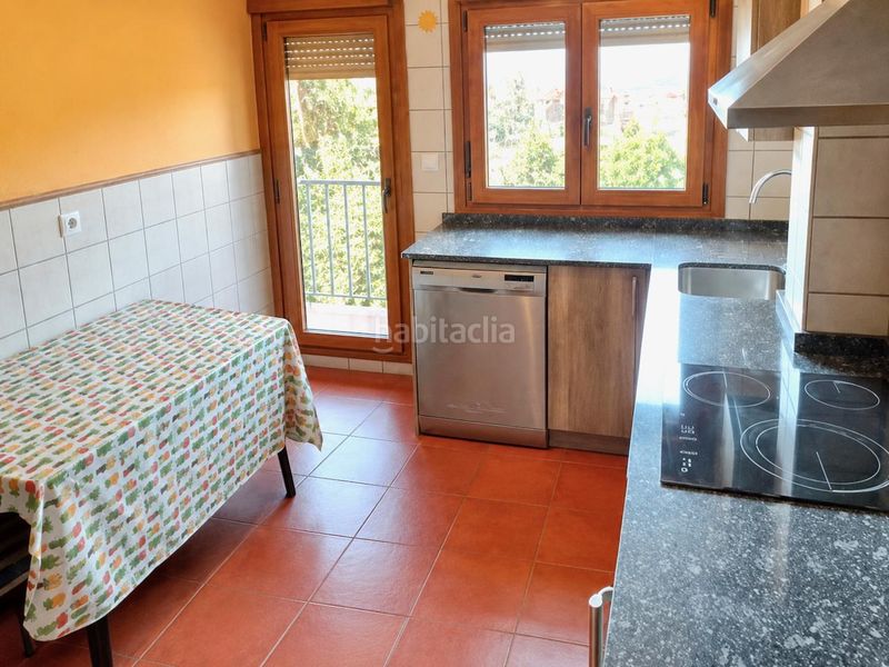 Foto 1ffcc837-9339-4c01-895a-5d340f386c7b. Dúplex amb calefacció a Congostrina