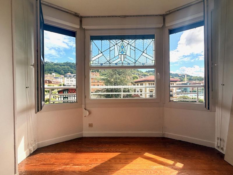 Foto f4136384-3d33-49ee-8939-6cb6a6c18444. Pis amb calefacció a Gros Donostia - San Sebastián
