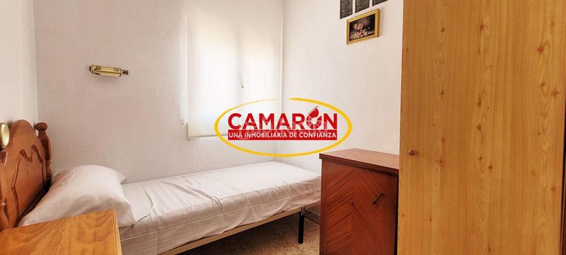 Foto 4b66a177-73ae-4b45-a2e0-c1bc81d65a8e. Casa adossada a Puebla del Río (La)