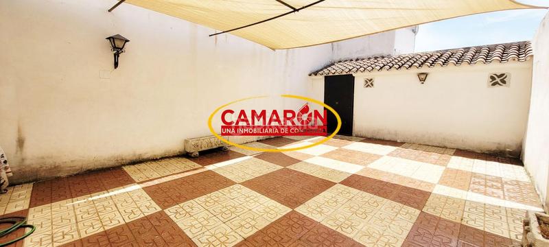 Foto 9e6b05c3-76f1-4d1d-814c-cf2c114ac312. Casa adossada a Puebla del Río (La)