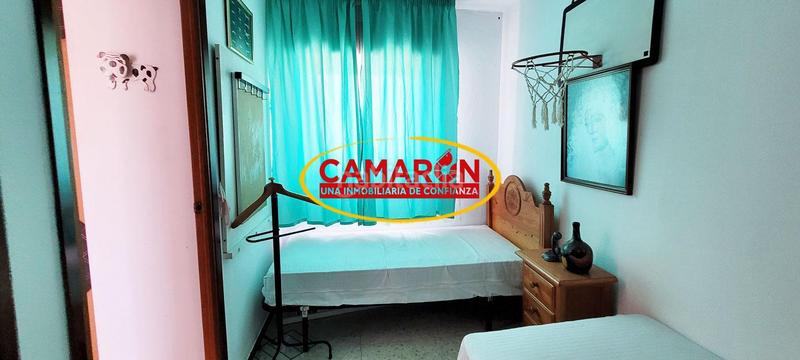 Foto a9731183-cbc5-4ed5-bf15-b51582502413. Casa adossada a Puebla del Río (La)