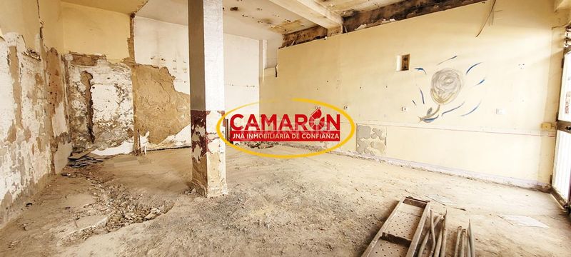 Foto f8cb70c4-a6d7-4975-bcb2-18ea7c323a05. Lloguer local comercial a Coria del Río