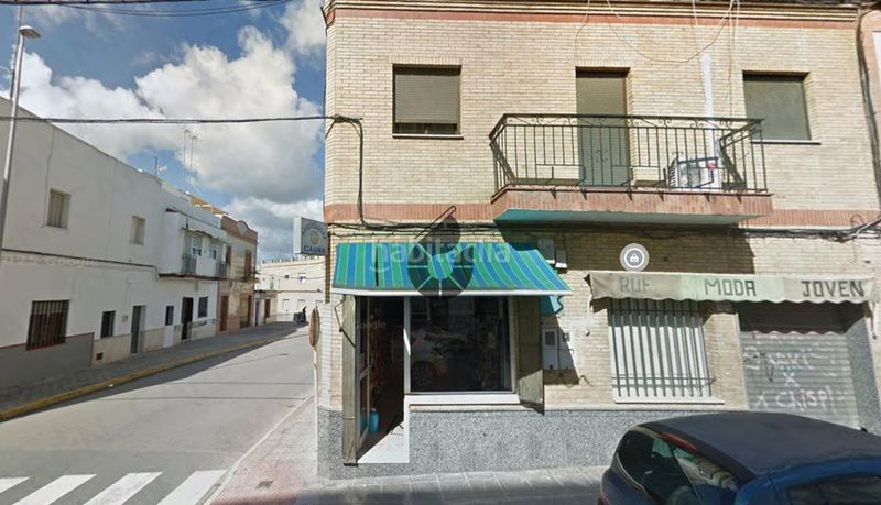 Foto 183c6436-e8d9-4111-9df4-77a5ec24532d. Lloguer local comercial a Coria del Río