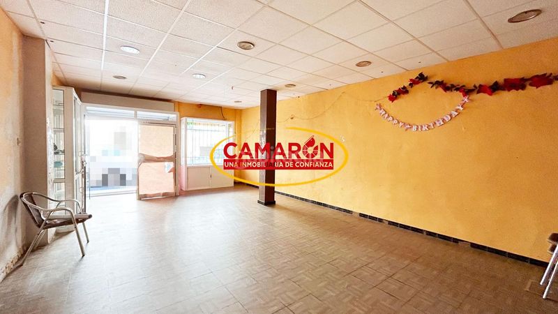 Foto 47aa3c35-a525-48bb-9f58-e254b4d4551e. Lloguer local comercial a Coria del Río
