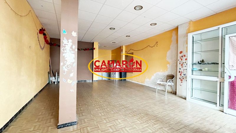 Foto a5a9b852-0628-4f53-b80e-e99d239a124e. Lloguer local comercial a Coria del Río