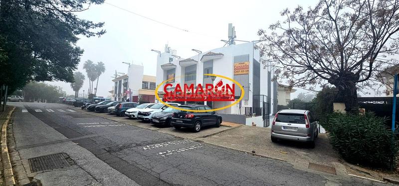 Foto b08d7c54-76b4-472f-8d5f-9a521a413e1b. Local comercial en Simon Verde Mairena del Aljarafe