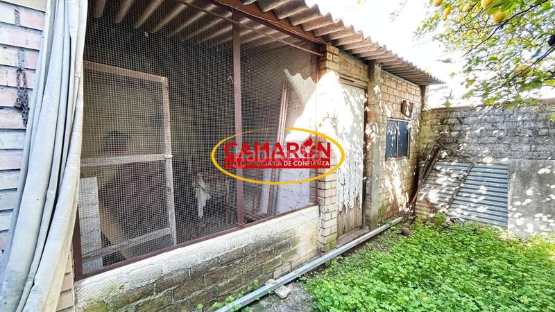 Foto f64c728b-f411-43e8-bc27-ea4d60df267d. Local comercial en Centro Tomares