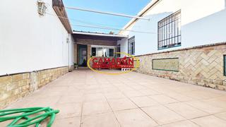 Semi detached house in Gines