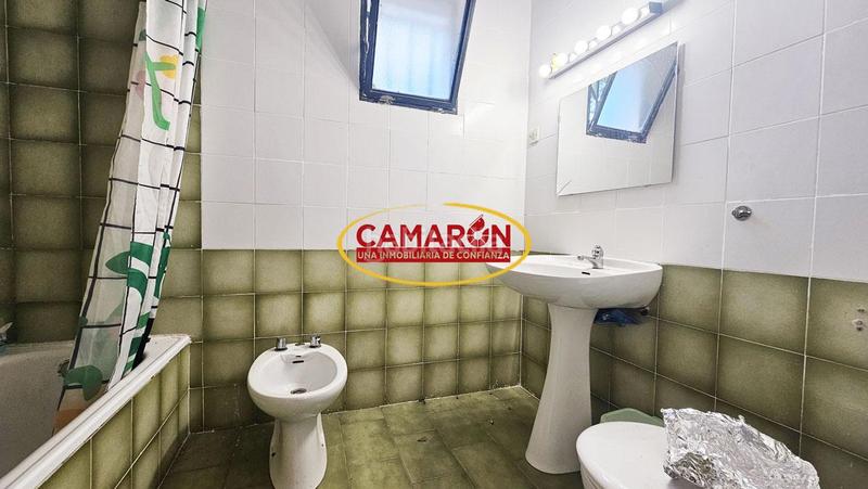 Foto 71aa51e0-910b-4a6e-8451-4ac9b569546b. House with pool in Simon Verde Mairena del Aljarafe
