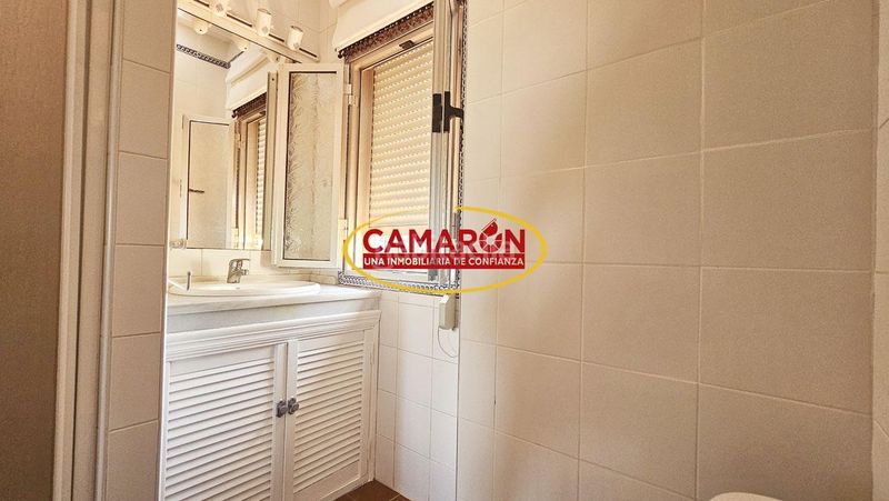 Foto bc0b6032-cb41-42c9-8a11-92827af50e37. Haus mit pool in Palomares del Río