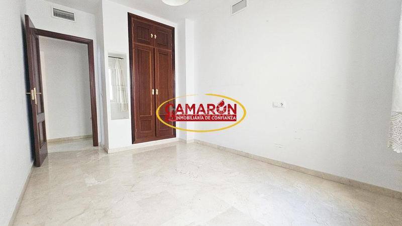 Foto 56e528b9-7b7c-4682-ba58-294eff802c96. Appartement avec parking dans Coria del Río