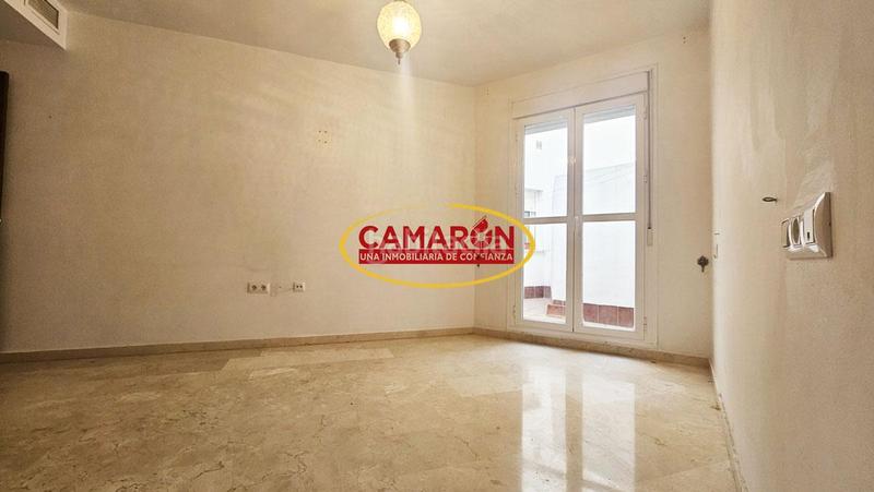 Foto 5d188b57-8768-4bd7-9484-d78b86f9d7c6. Appartement avec parking dans Coria del Río