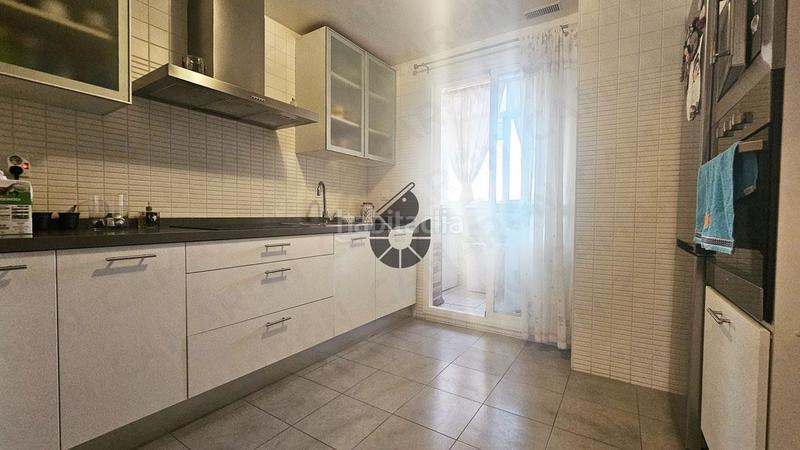 Foto 5a5605f8-7344-4657-855d-5a4359e45190. Pis amb aparcament piscina a Coria del Río