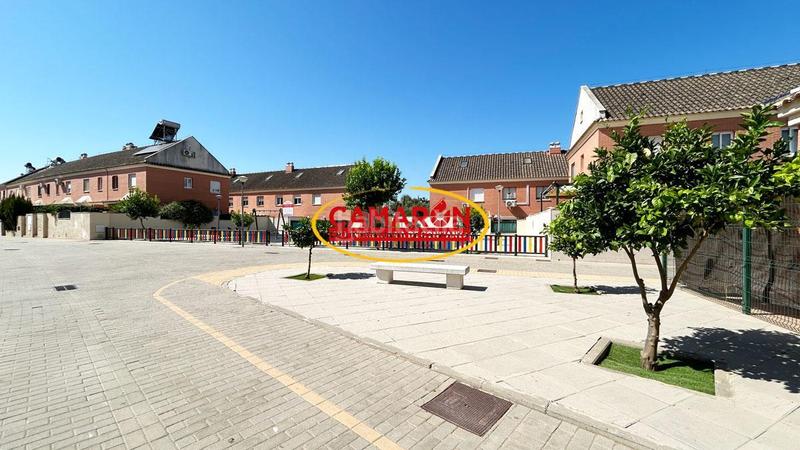 Foto 0363cccb-7f4e-4670-8435-683442ac005d. Casa amb aparcament piscina a Coria del Río