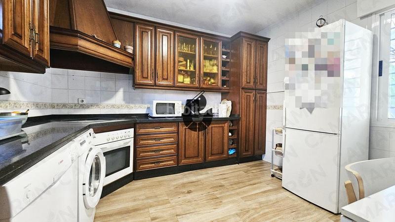 Foto f967fadc-5aef-41a9-ad0f-67323757dd49. Maison dans Palomares del Río