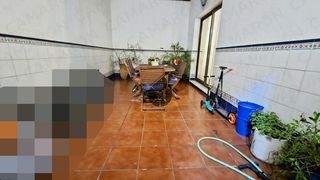 Casa adossada a Coria del Río