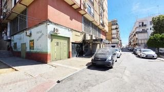Locale commerciale in Barrio Alto