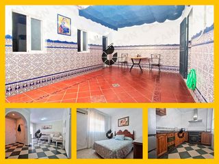 Casa adossada a Coria del Río