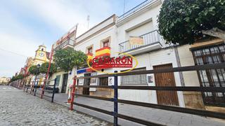 Casa  Larga