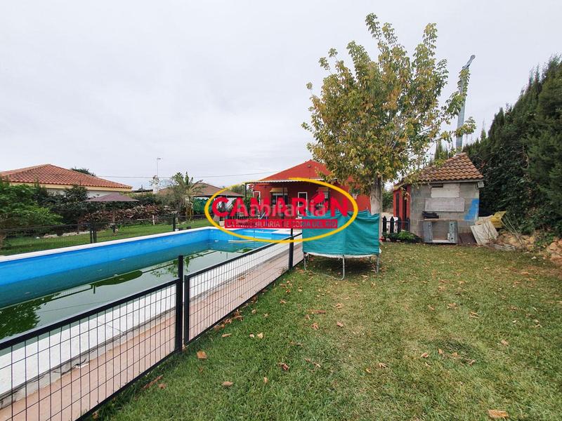 Foto 3c79c68b-c174-4196-8f46-1bb3d3cc925d. Masía en Puebla del Río (La)