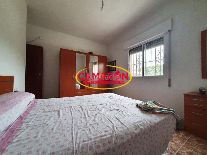 Foto b6fbc4e0-b1df-42b2-ac8e-b86959f3223e. Masía en Puebla del Río (La)