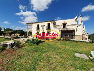 Terreny residencial  Calle albañil. Chalet independiente de 2.968 m² de parcela y 362 m² construidos