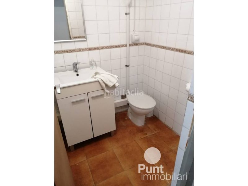 Foto 3aecd8ce-288c-4924-9847-54f664973144. Local comercial a Zona Alta Premià de Mar