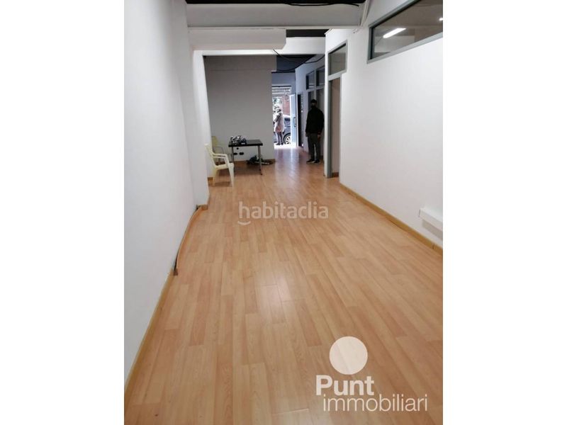Foto bd00682b-32fb-4915-9f14-1d2a670c6a84. Local comercial a Zona Alta Premià de Mar