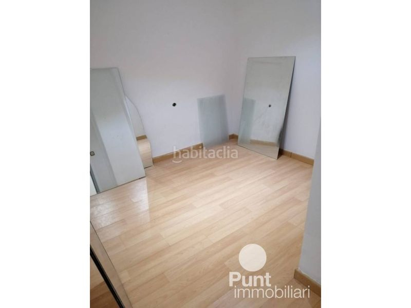 Foto e7d61adf-ce4c-449a-871f-165c0fe2c721. Local comercial a Zona Alta Premià de Mar