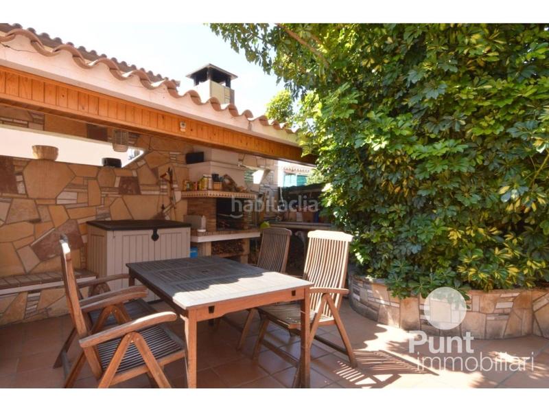 Foto 1252d5ac-6b63-4cb0-9c52-0dddda751ae2. Chalet mit heizung parking pool in Zona Alta Premià de Mar